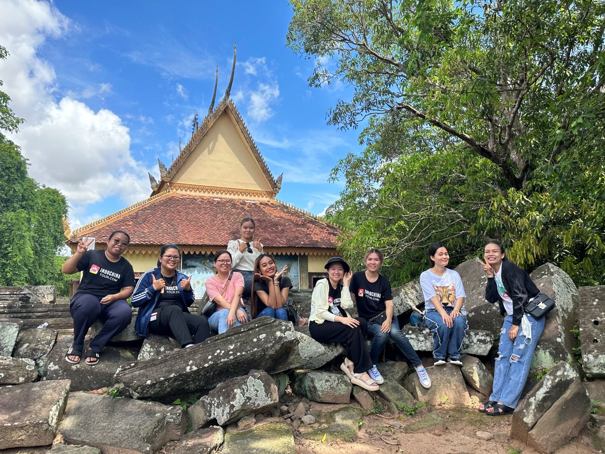 环亚旅游团队合照